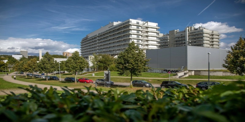 Universität Stuttgart